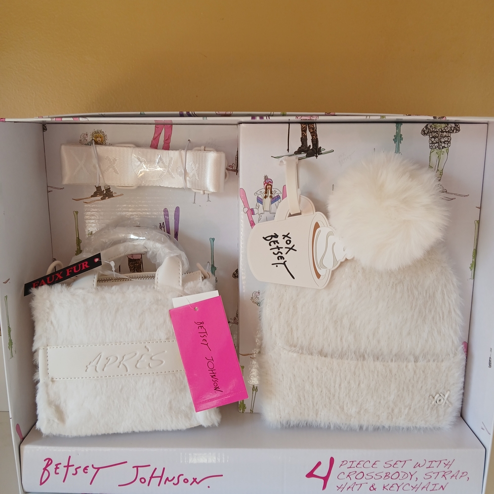 Betsey Johnson White Faux Fur Crossbody Bag Set